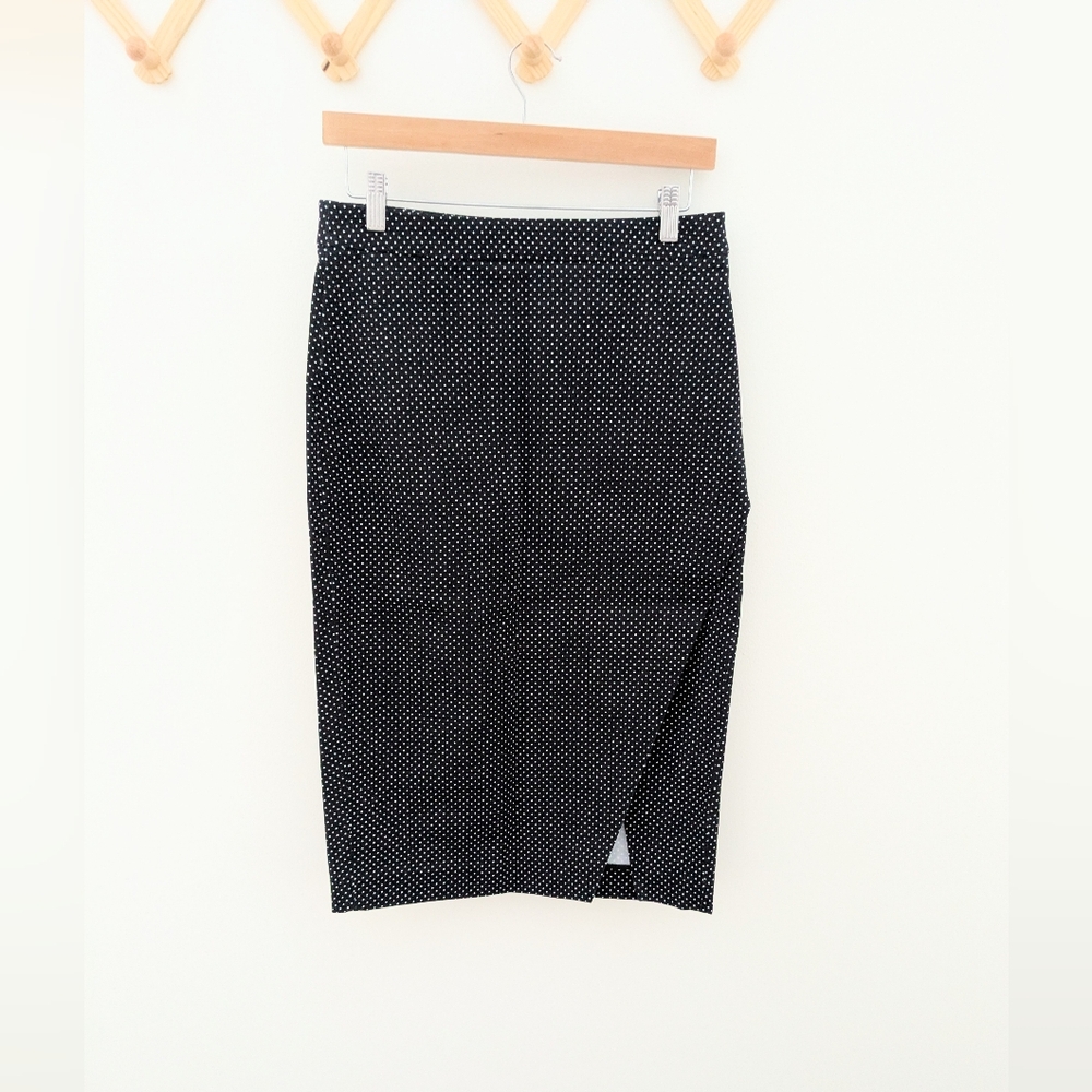Banana Republic Black Polka Dot Skirt Women's Size 4 Tall NWT